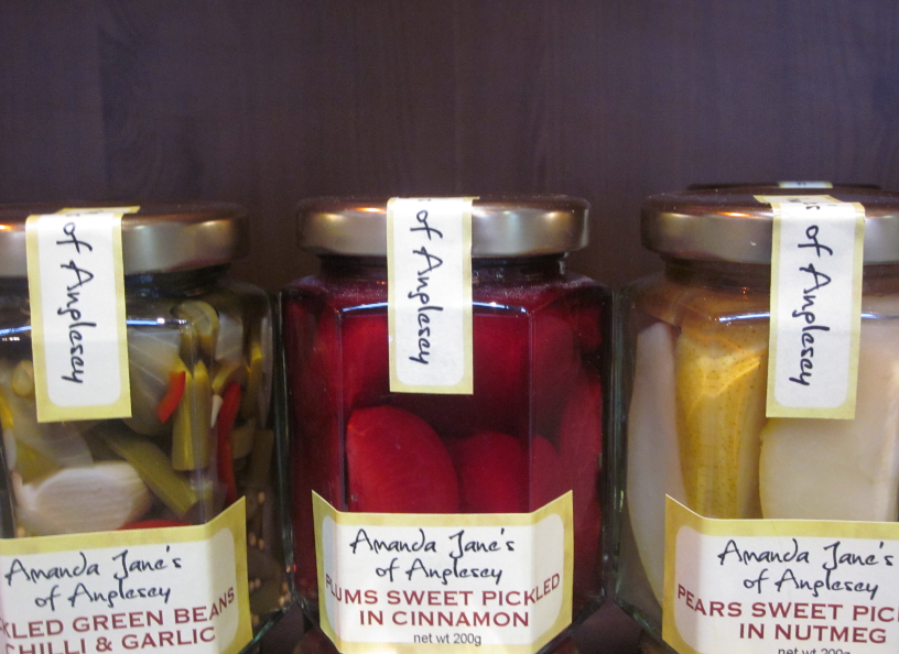 Bwtri y Crochan Welsh food and drink shop Visit Bala